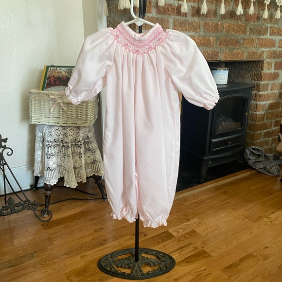Sophie Dess Smocked Infant Girls Long all size 12 months - Picture 8 of 12